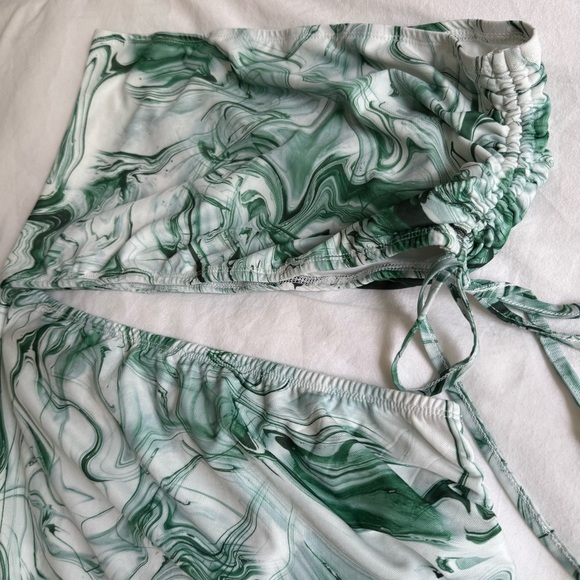 PRINCESS POLLY Kaylee Marble Print Cutout Dress Size 8 Green White Y2K Trendy - Picture 9 of 11